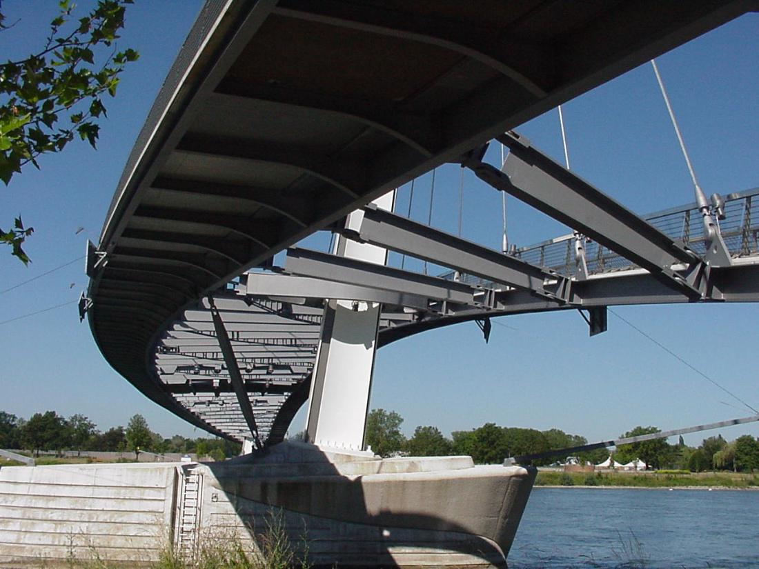 Deux rives 52 MVC-003S